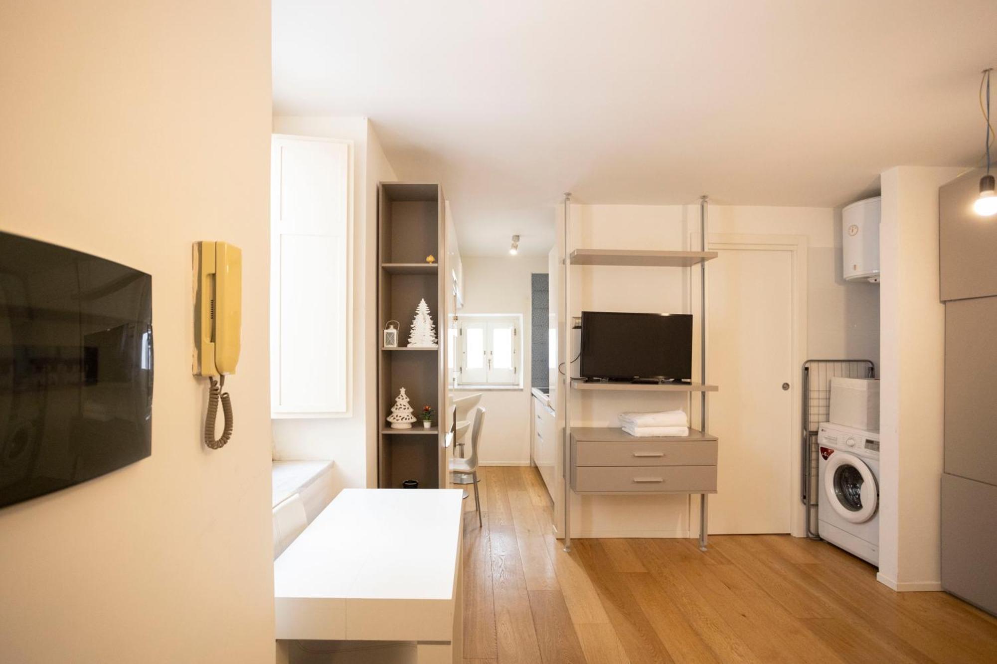 Appartement Qu4Ttro I Domo House à Salernes Extérieur photo